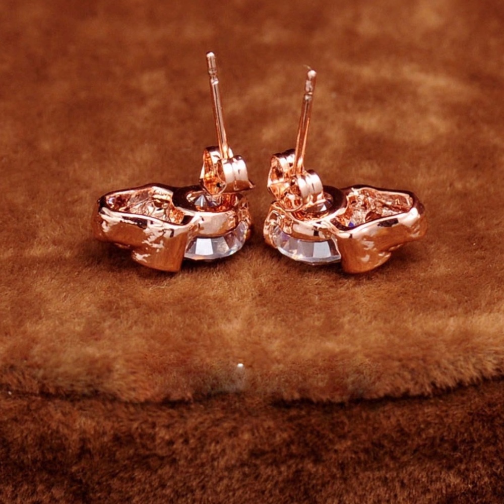 💛 skull 💀 earrings - Picture 3 of 3